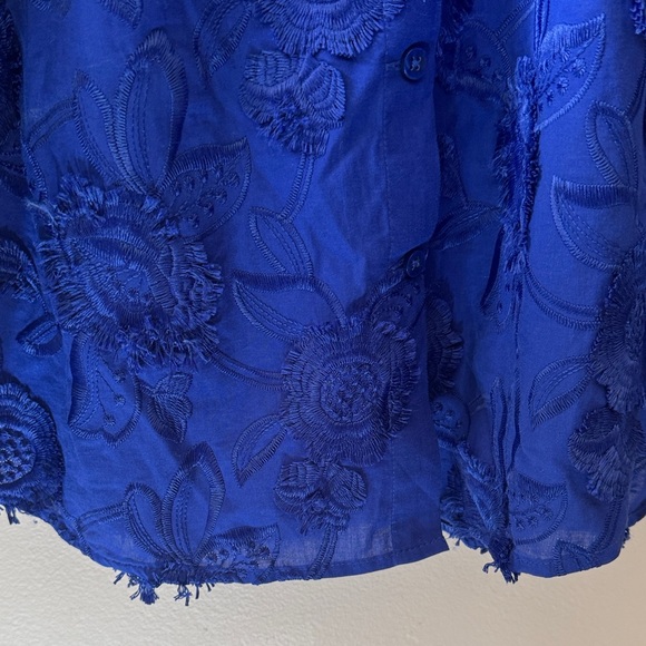 Chico's Cobalt Blue Floral Appliqué Puff-Sleeve Button Up Scoop Neck Blouse -XL - Picture 10 of 15